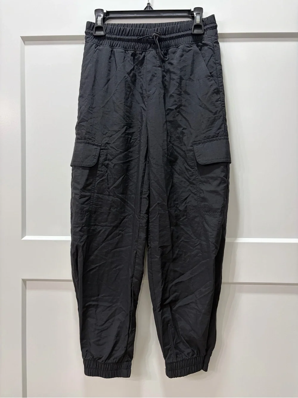Kids Nylon Lightweight Black Cargo Jogger Pants - Casual Elastic Waist. Size 8